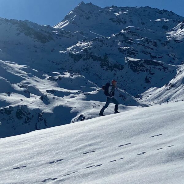 Club Alpin Ouest lyonnais-ski de Randonnée-1er weekend -Montée vers la pointe de la Masse-nov 2024