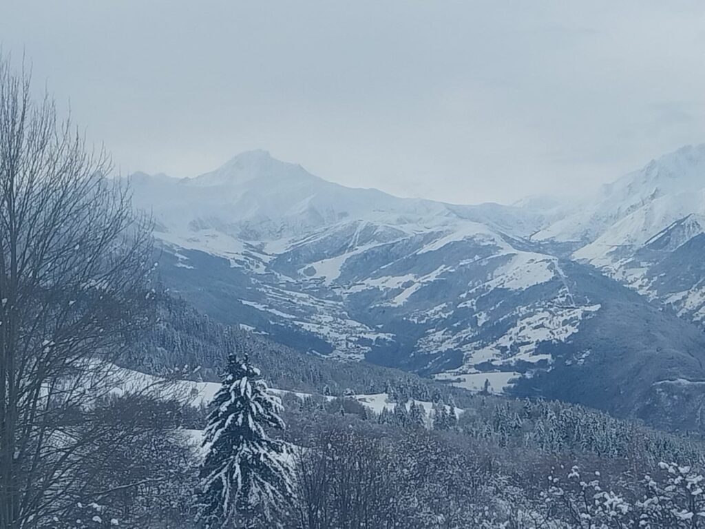 le Cheval noir et le versant de Valmorel