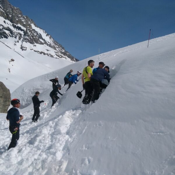 CAF Ouest Lyonnais-Ski de randonnée en Vanoise-exercice