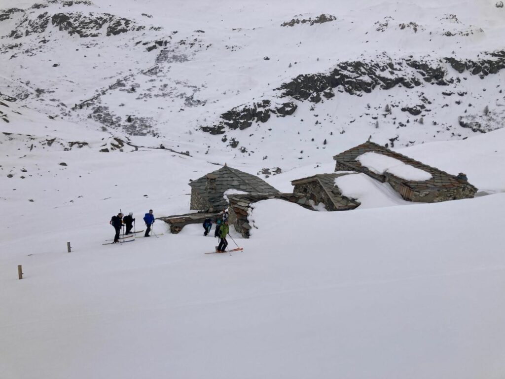 CAF Ouest Lyonnais-Ski de randonnée en Vanoise-Hameau de La Para