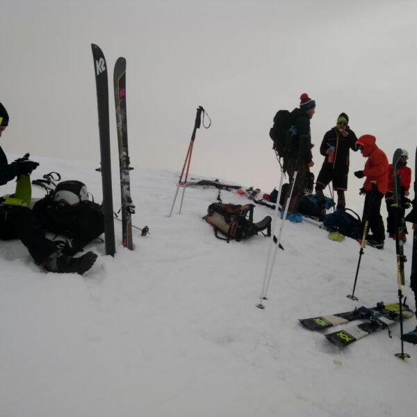 CAF Ouest Lyonnais- Ski de Randonnée en Vanoise- Le sommet de la Réchasse dans la brume