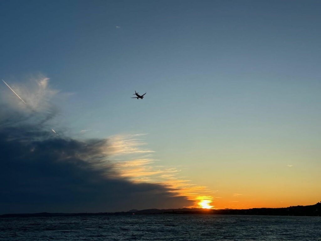 coucher de soleil sur la Baie des Anges