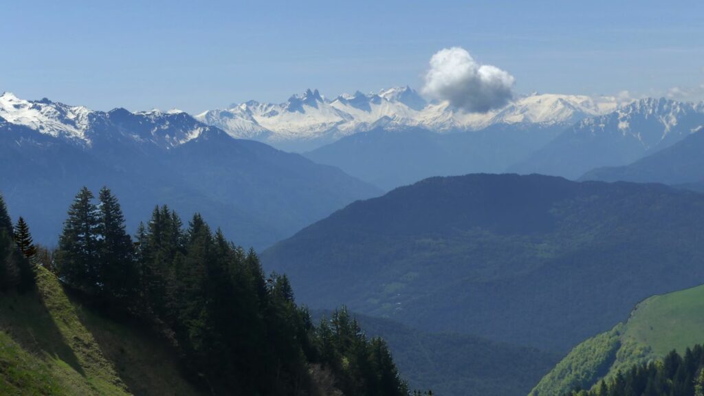 Randonnée pédestre-Beauges-Chaurionde-col du Drison-vue sur les aiguilles d'Arves -Club alpin ouest Lyonnais
