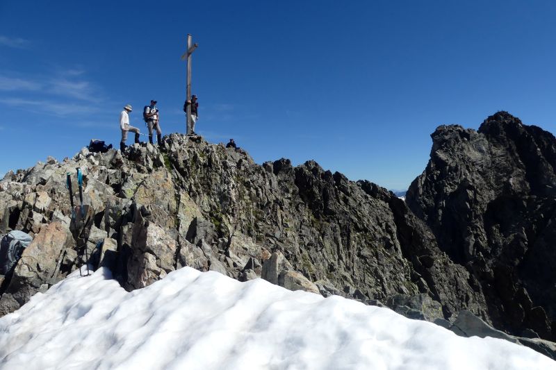 Randonnée pédestre - Belledonne-Au sommet de la Croix de Belledonne-club alpin ouest lyonnais-juin 2026