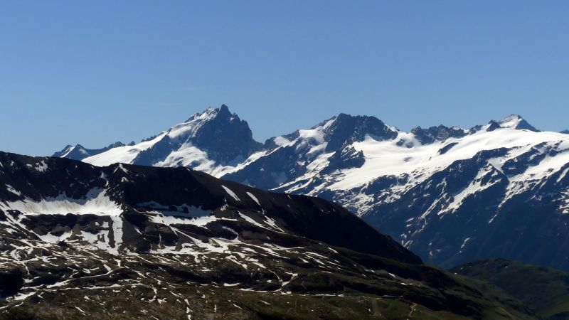 Randonnée pédestre - Belledonne-Panorama au sommet- la Meije-club alpin ouest lyonnais-juin 202