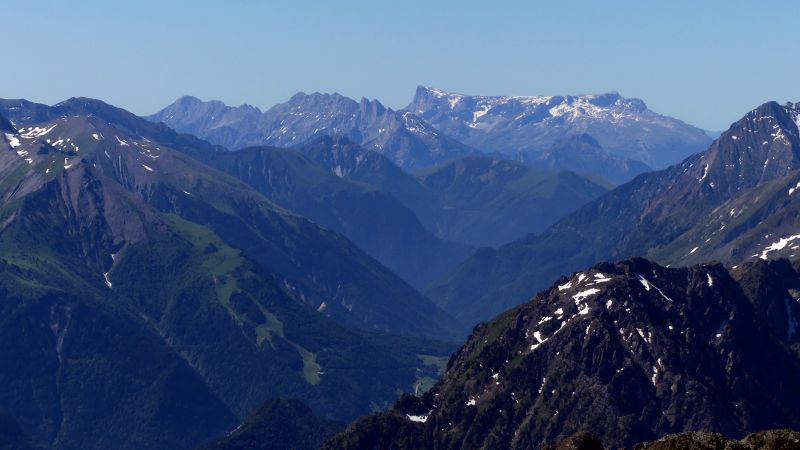 Randonnée pédestre - Belledonne-Panorama au sommet-plateau de Bure-club alpin ouest lyonnais-juin 202