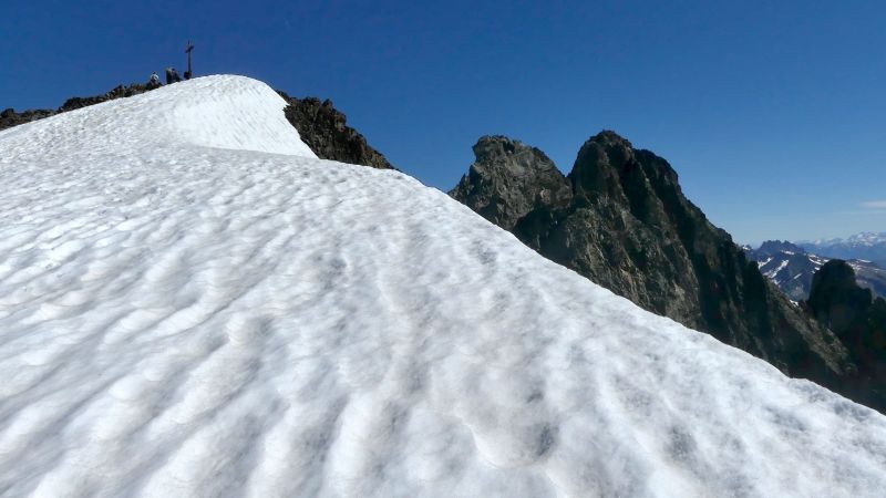 Randonnée pédestre - Belledonne-le Pic Central et le Grand Pic de Belledonne-club alpin ouest lyonnais-juin 2026