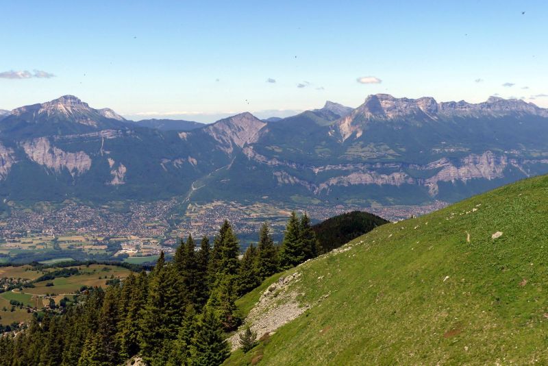 Randonnée pédestre - Belledonne-montée Grand Colon-Massif de la Chartreuse depuis baraque des Carriers-- club alpin ouest lyonnais-juin 2026