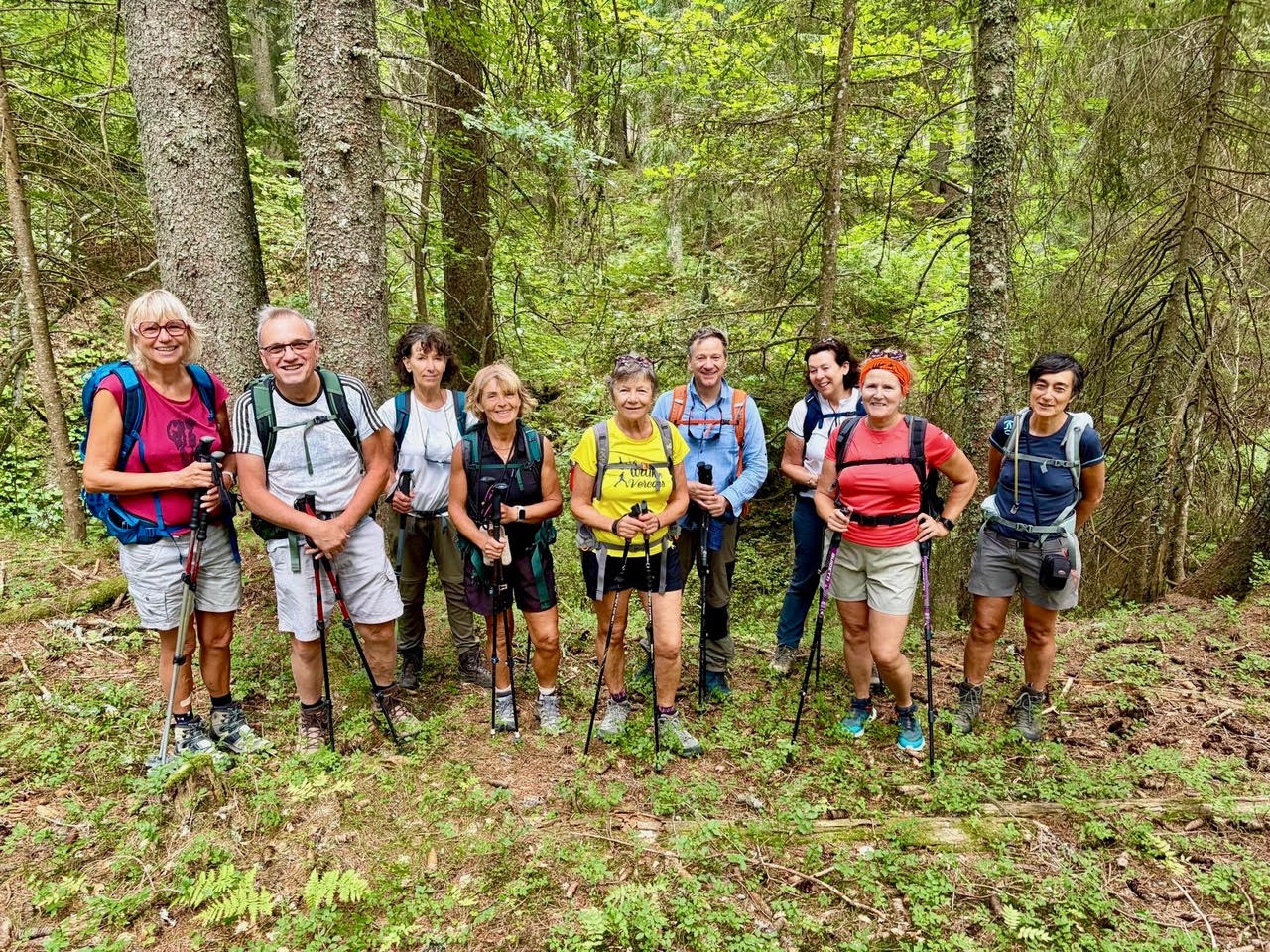 Randonnée pédestre et Yoga- Club Alpin Ouest lyonnais-groupe-29 08 26