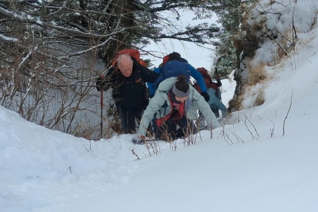 Raquette Glières-sortie du couloir 2 - Janvier 2026-Club Alpin Ouest Lyonnais